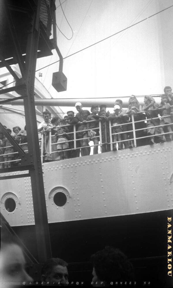 VILLE D ORAN ORE LUCHON 1954 25 JUIN  LE DEPART.JPG